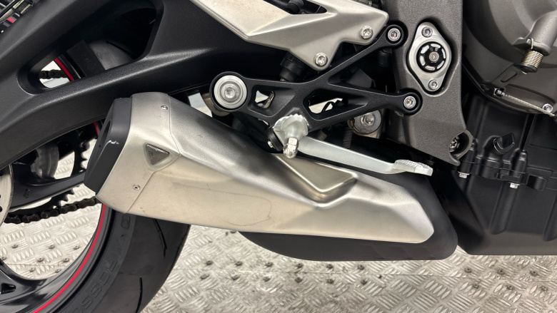 Triumph Street Triple R (20MY)